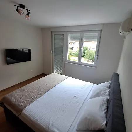 Apartment Vida *
